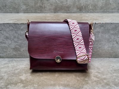 galerie/001 Taschen/008 Tina/resized/T0325 (2023-11-05) 1_small.jpg